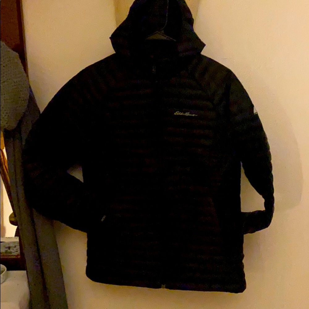EddieBauer black jacket Microtherm 2.0 down medium
